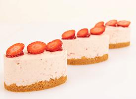 Strawberry, Rhubarb & Vanilla Cheesecake